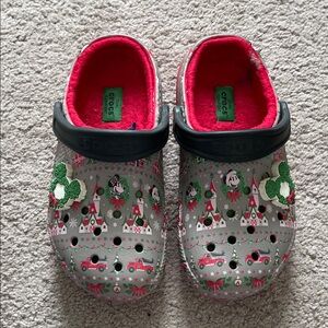 Crocs Disney Holiday Clogs - Gray and Red